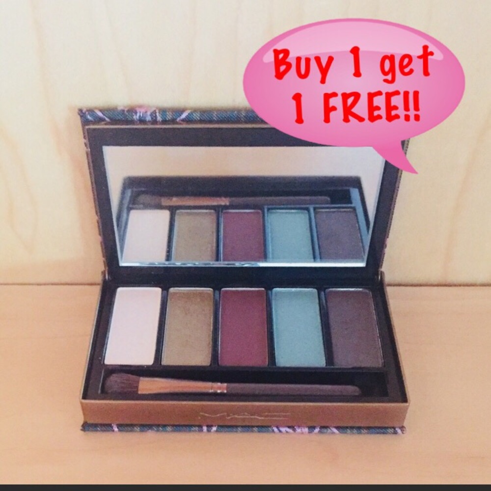 RARE STUNNING Small MAC Eyeshadow Palette